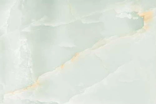 8135