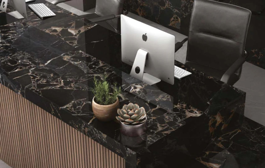 Preview Thumb For - BLACK MARQUINA